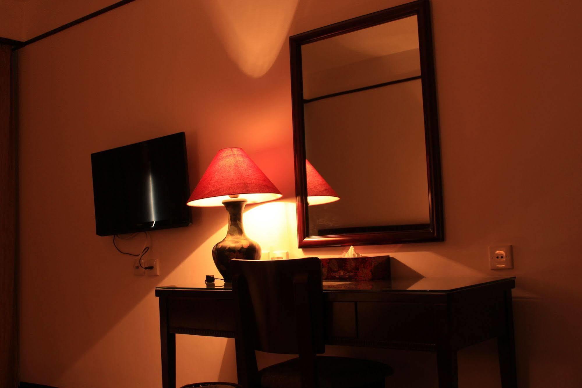 Capital Garden Hotel Hanoi Zewnętrze zdjęcie