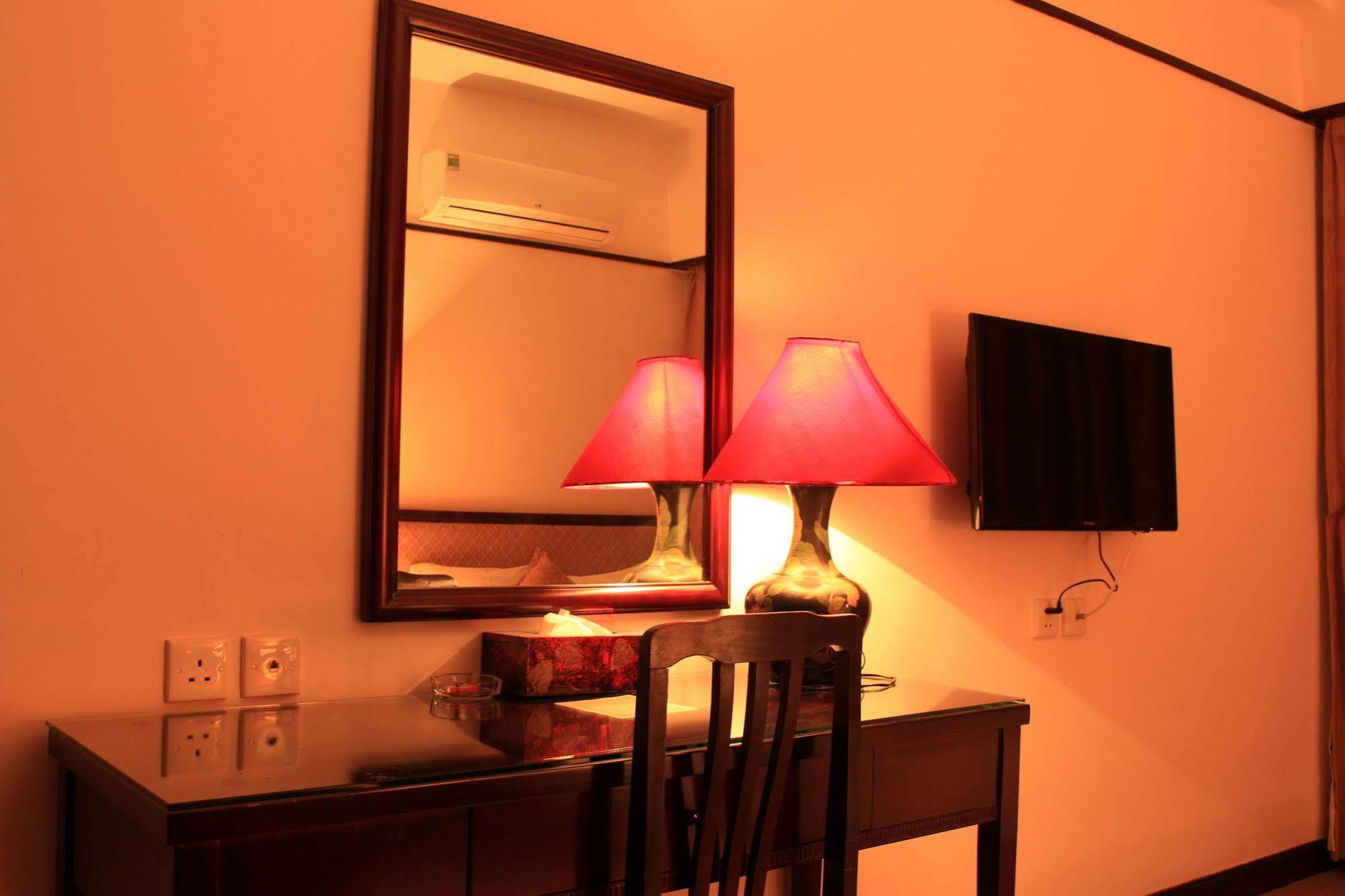 Capital Garden Hotel Hanoi Zewnętrze zdjęcie