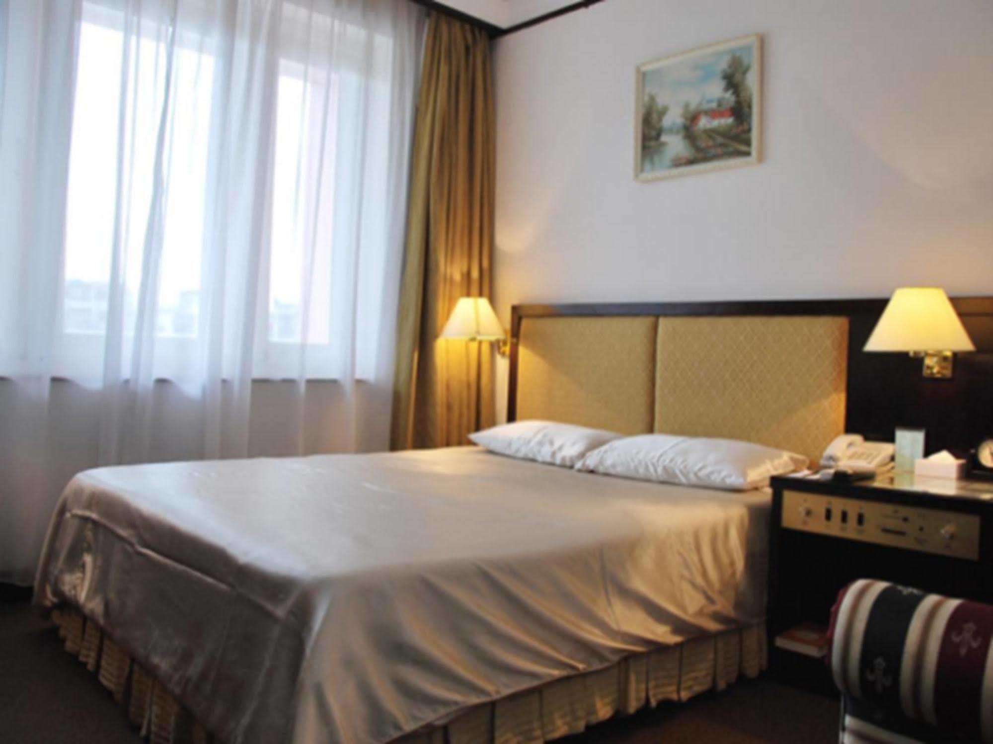 Capital Garden Hotel Hanoi Zewnętrze zdjęcie