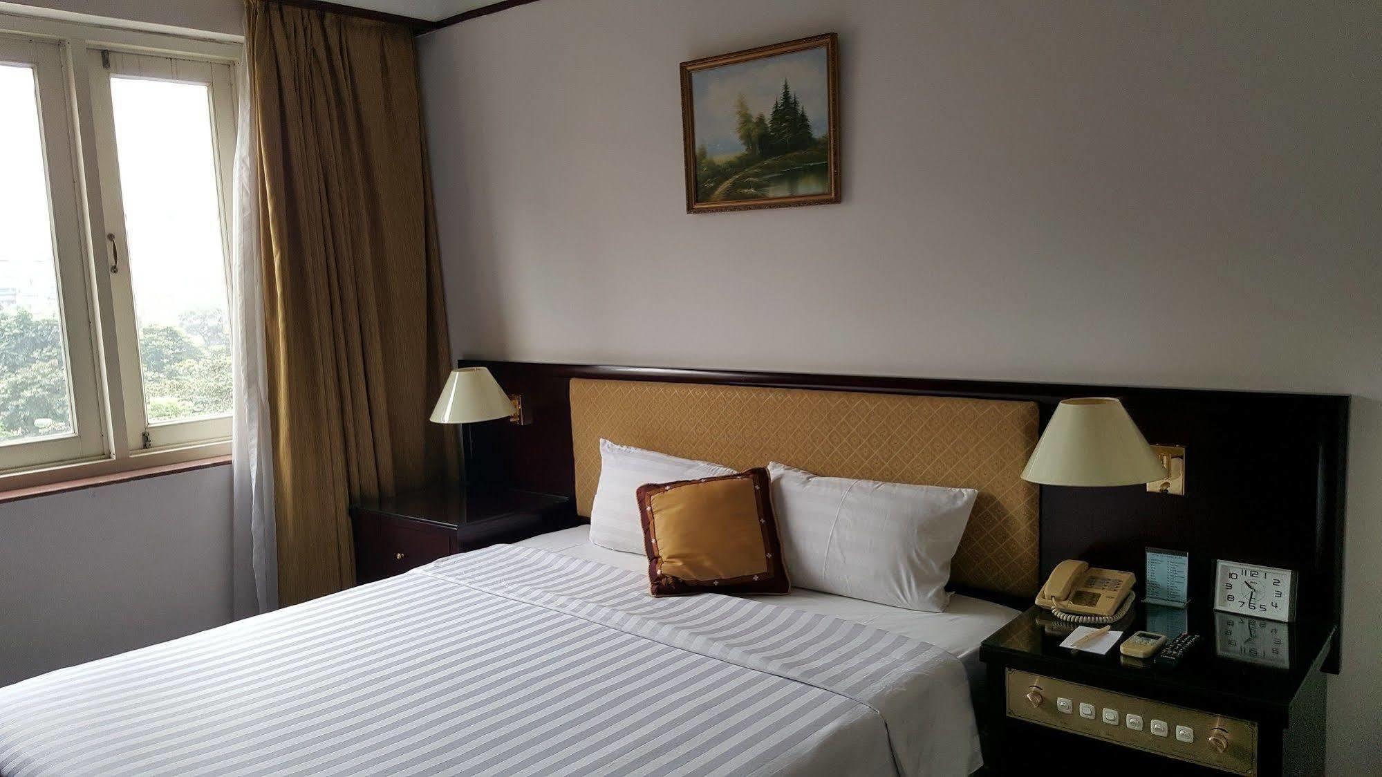 Capital Garden Hotel Hanoi Zewnętrze zdjęcie